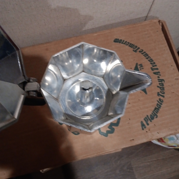 Bialetti Moka Express Espresso Coffee Pot Stovetop Italy - Picture 7 of 8